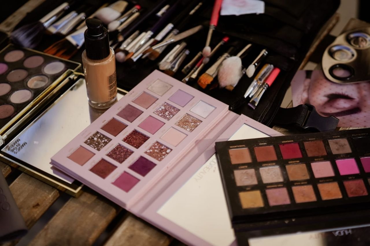 Bg Paginas Teodora Makeup